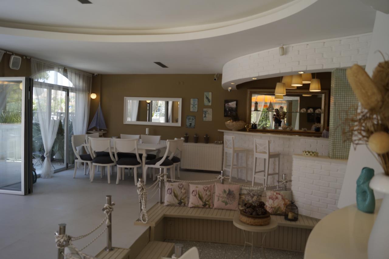 Marina Sahil Aparthotel Çeşme