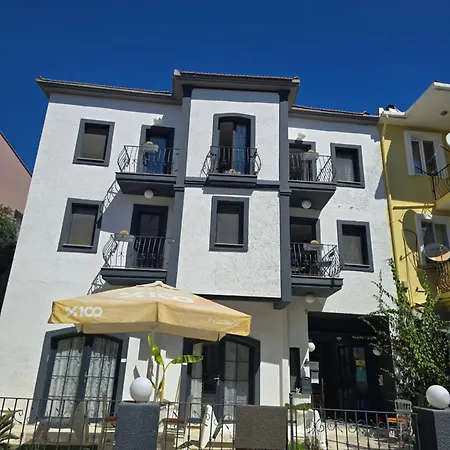 Marina Sahil Hotel Çeşme Exterior photo